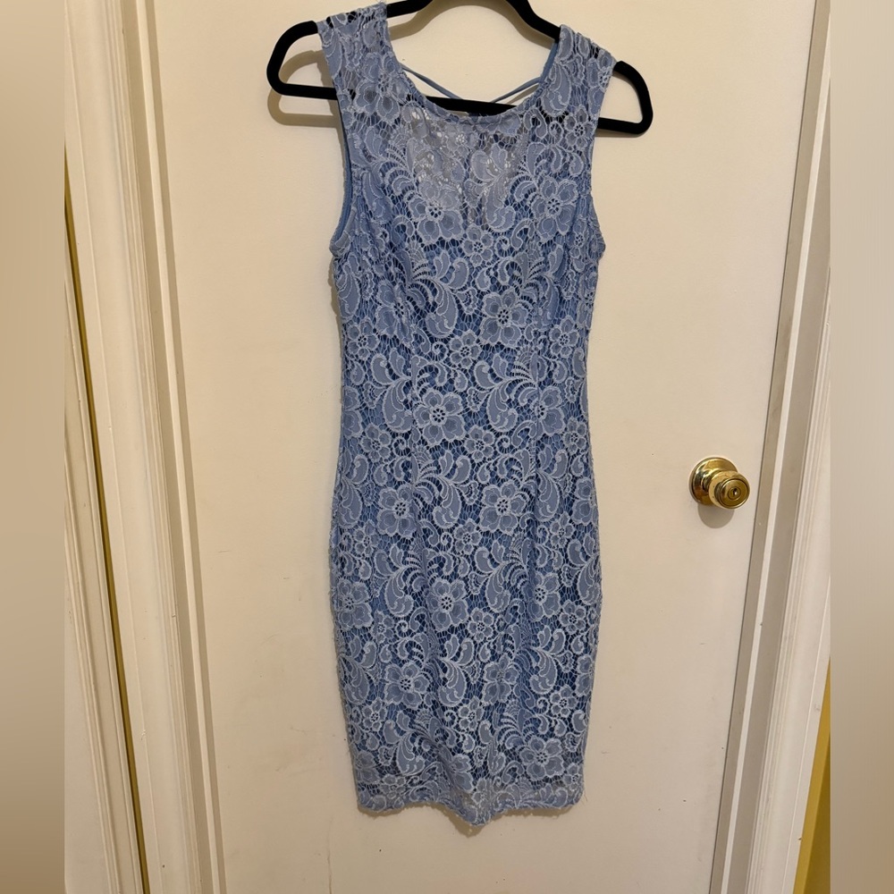Le Chateau XS Lace Sleeveless A-line Dress in Periwinkle/Lilac